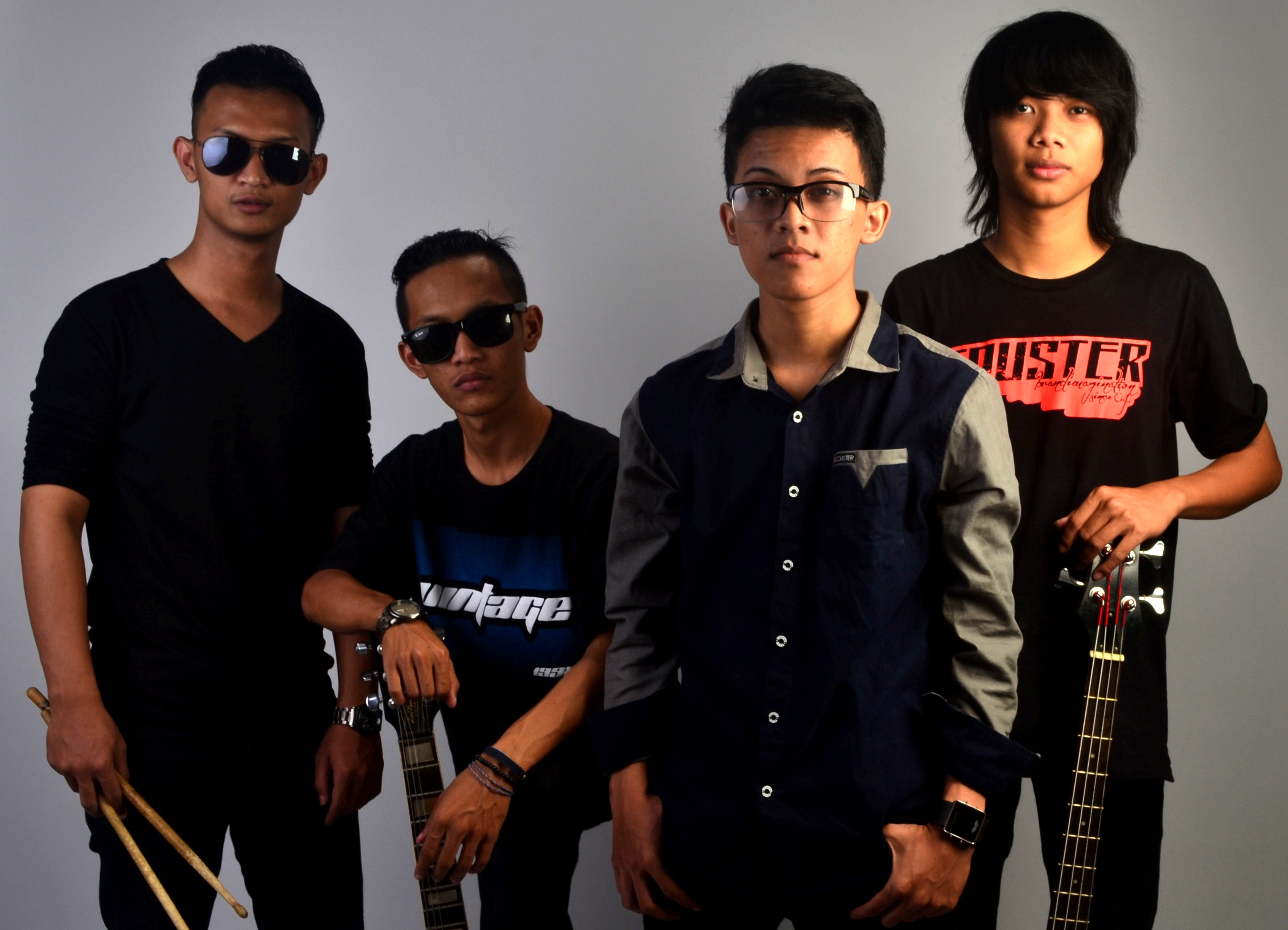 Sendhika  Dhawuh -  INDONESIAN MUSIC